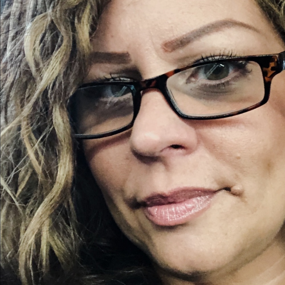 Meet your Posher, Maria